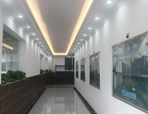 昕龍寬敞高效的辦公環境